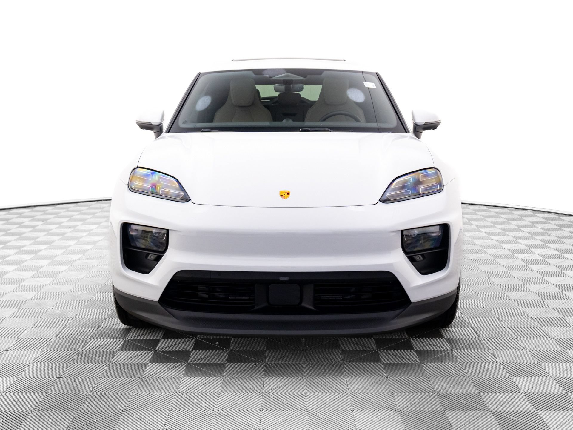 New 2026 Porsche Macan 4 Electric AWD/4WD image 9