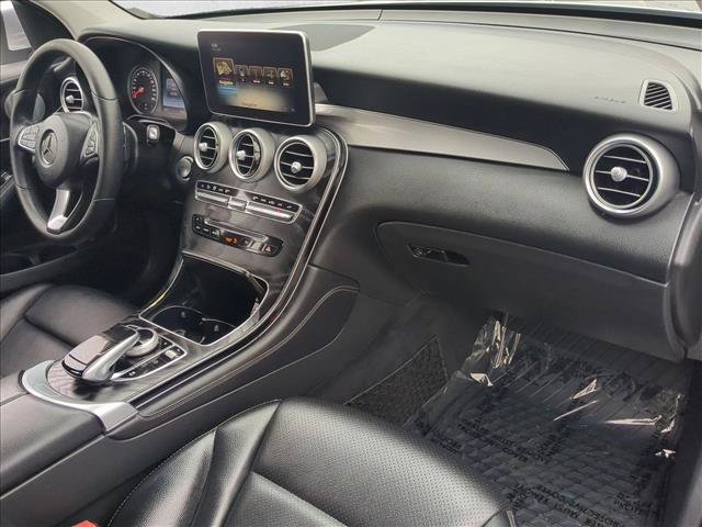 Used 2017 Mercedes-Benz GLC 300 4MATIC Coupe image 23