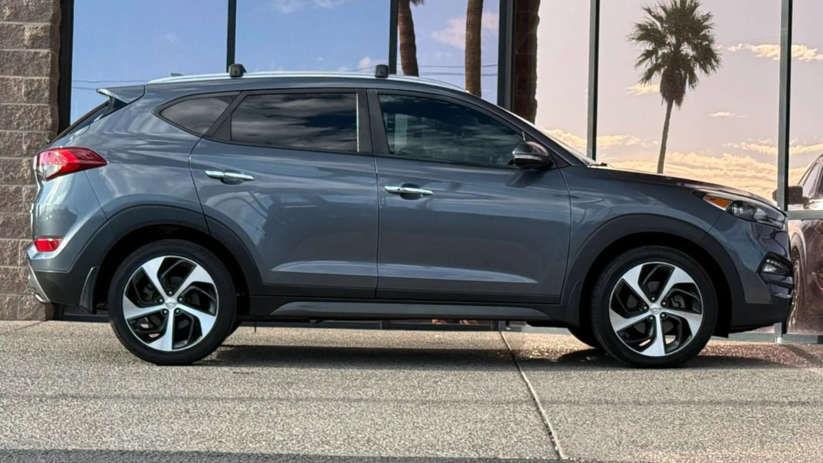 Used 2016 Hyundai Tucson Limited FWD image 15