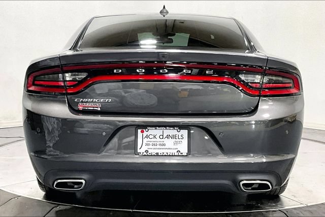 Used 2023 Dodge Charger SXT RWD image 3
