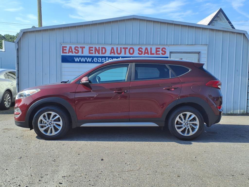 Used 2017 Hyundai Tucson SE Plus w/ Cargo Package image 2