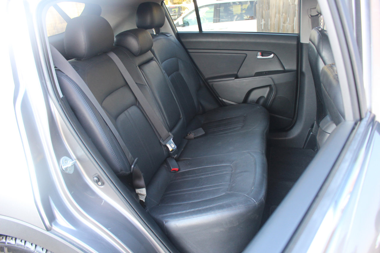 Used 2013 Kia Sportage EX w/ EX Premium Pkg image 37