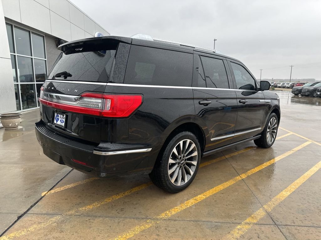 Used 2021 Lincoln Navigator Reserve AWD/4WD image 7