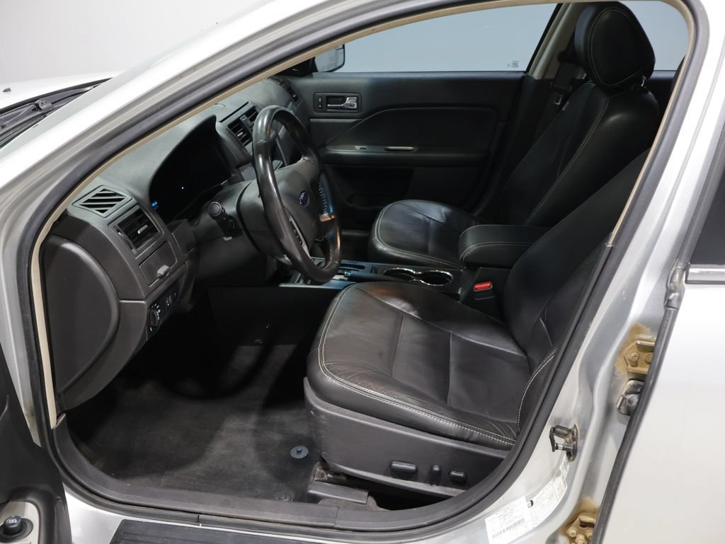 Used 2012 Ford Fusion SEL w/ Sport Appearance Pkg AWD/4WD image 10