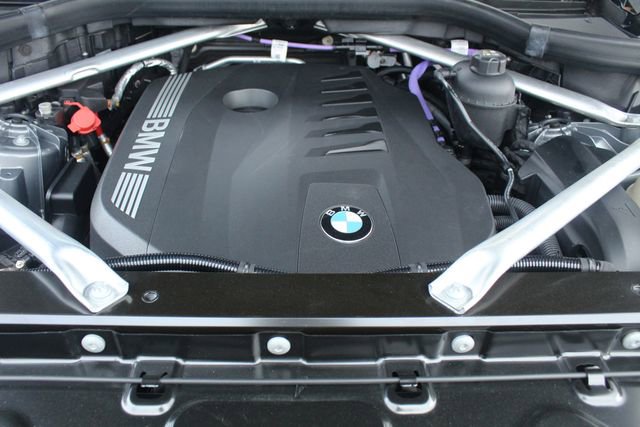 Certified 2024 BMW X5 xDrive40i w/ Parking Assistance Package image 3