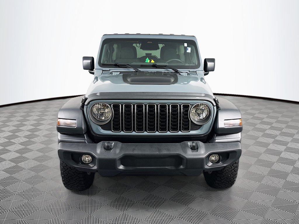 Used 2026 Jeep Wrangler Unlimited Sport AWD/4WD image 2