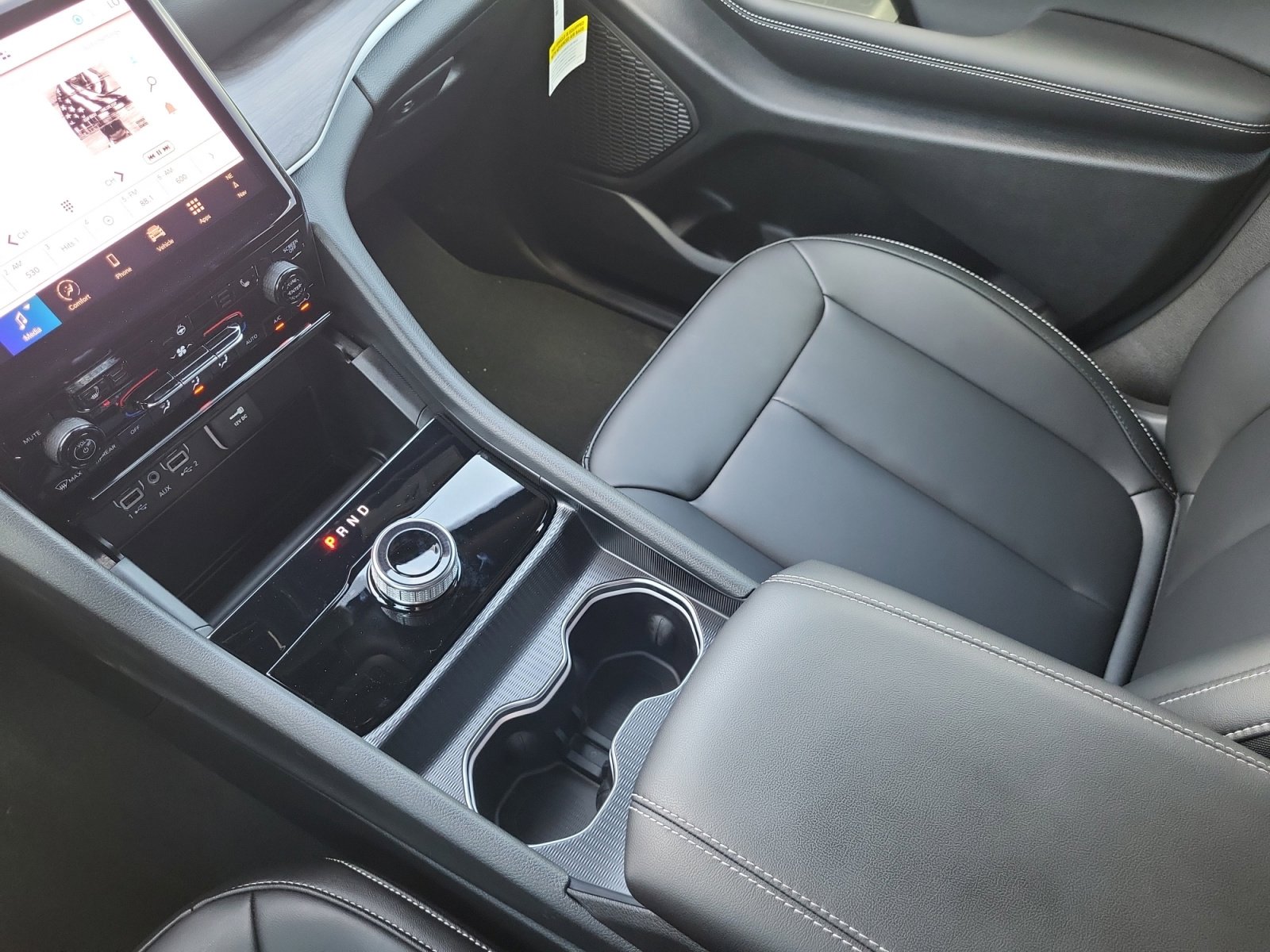 New 2025 Jeep Grand Cherokee L Limited image 15