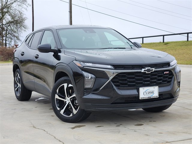 Used 2024 Chevrolet Trax RS w/ Sunroof Package image 1