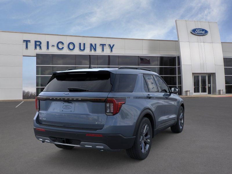 New 2026 Ford Explorer Active image 8