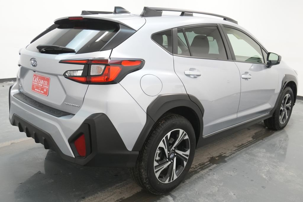 Used 2024 Subaru Crosstrek 2.0i Premium AWD/4WD image 9