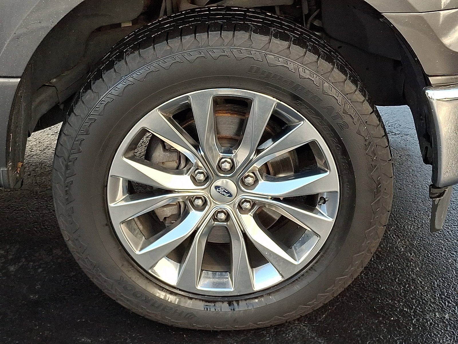 Used 2017 Ford F150 XLT w/ Equipment Group 302A Luxury image 9