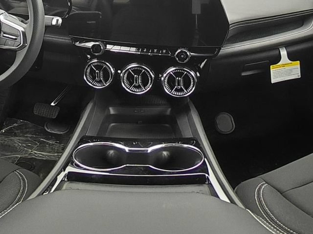 New 2026 Chevrolet Blazer EV LT w/ Midnight/Sport Edition FWD image 27