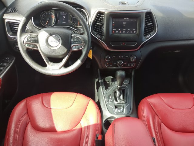 Used 2019 Jeep Cherokee Latitude w/ Popular Appearance Group FWD image 15