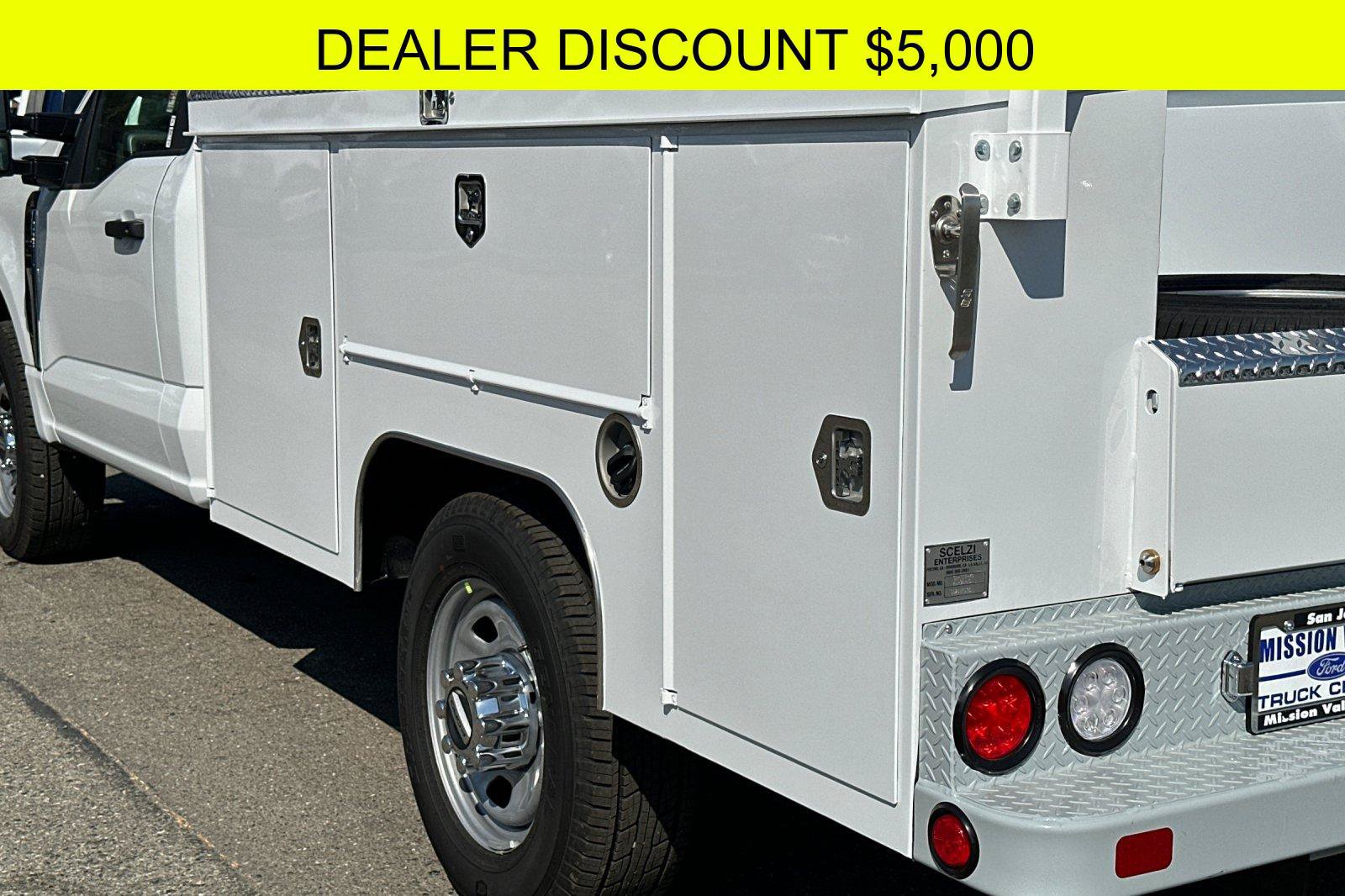 New 2025 Ford F350 XL w/ XL Chrome Package RWD image 20