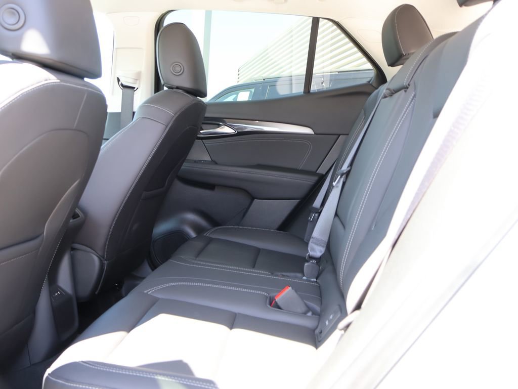 Used 2025 Buick Envision Preferred AWD/4WD image 18