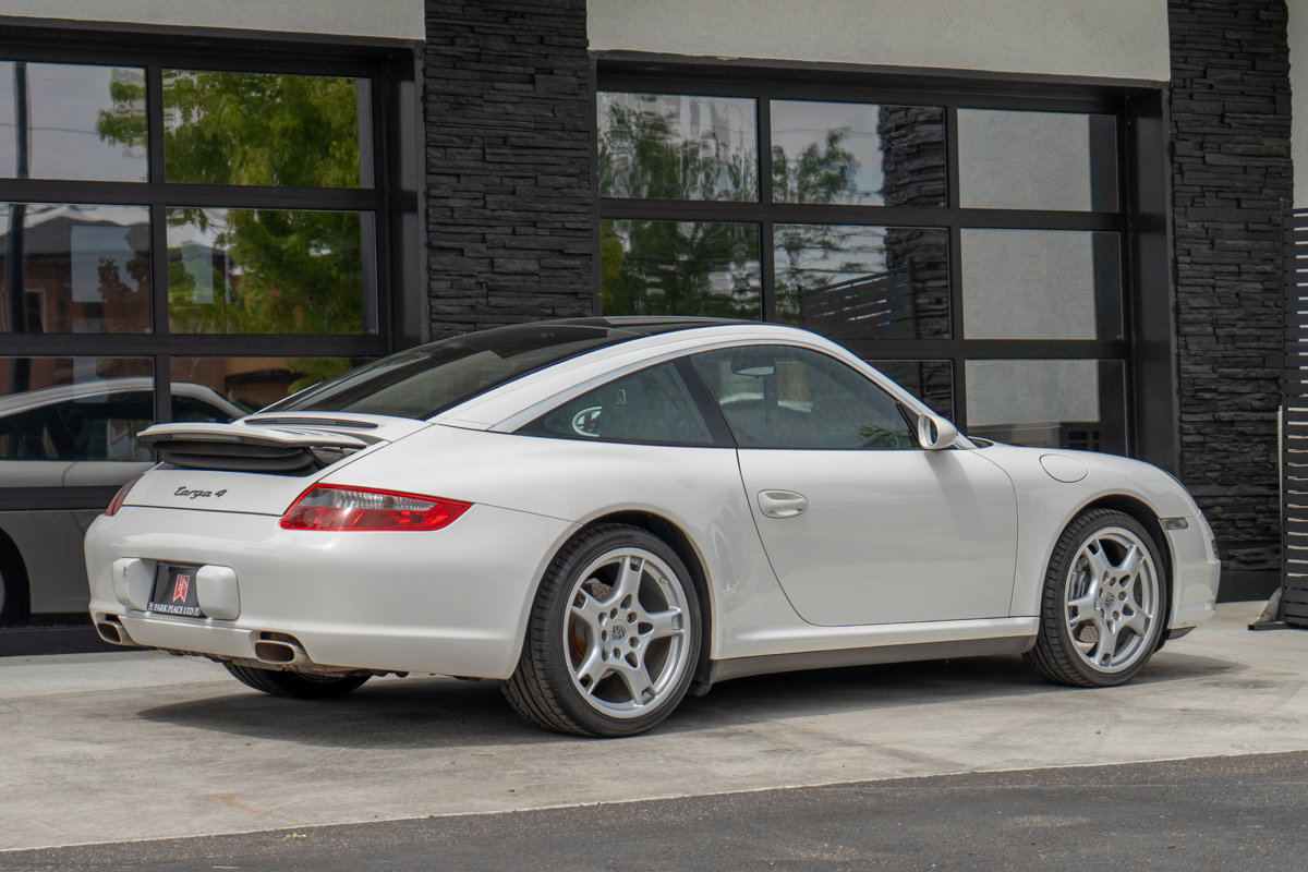 Used 2008 Porsche 911 Targa 4 AWD/4WD image 10