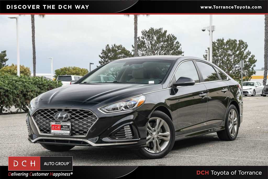 Used 2019 Hyundai Sonata SEL w/ Tech Package 02 FWD image 1