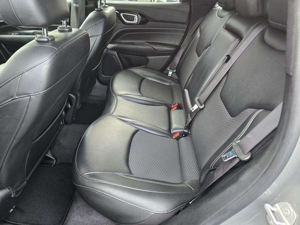 Used 2023 Jeep Compass Altitude image 19