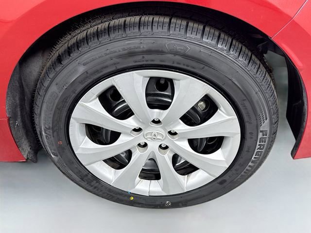 Certified 2021 Toyota Corolla LE FWD image 28