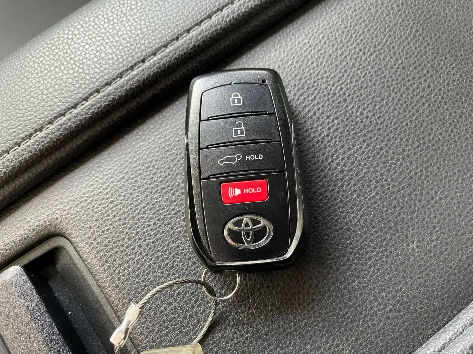 Used 2025 Toyota Grand Highlander FWD image 22