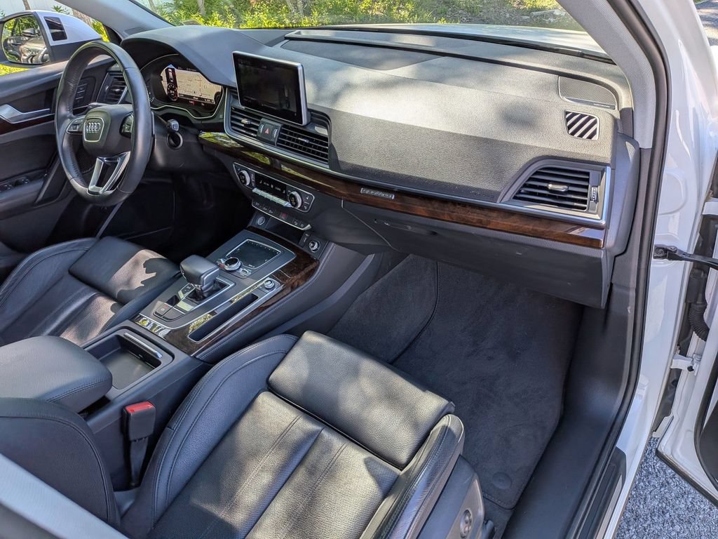Used 2018 Audi Q5 Prestige w/ Prestige Package AWD/4WD image 25