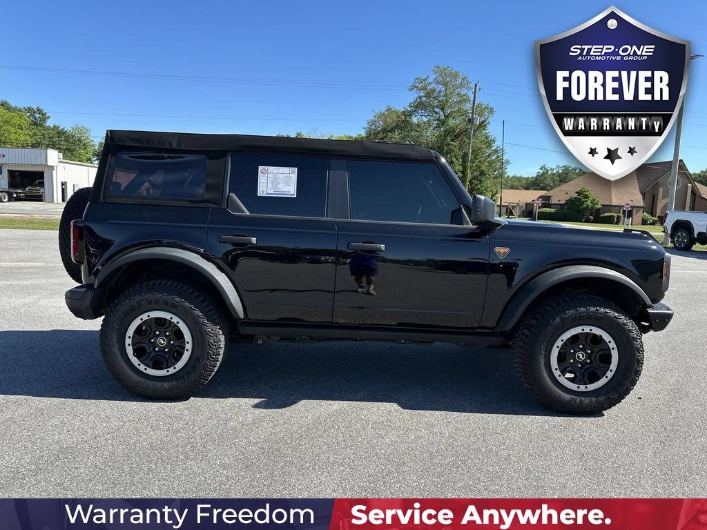 Used 2024 Ford Bronco Badlands w/ Sasquatch Package AWD/4WD image 8