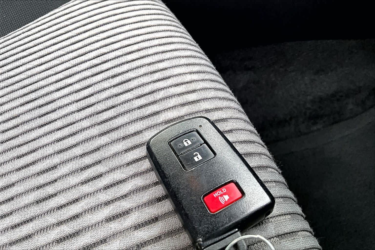 Used 2021 Toyota 4Runner SR5 RWD image 15