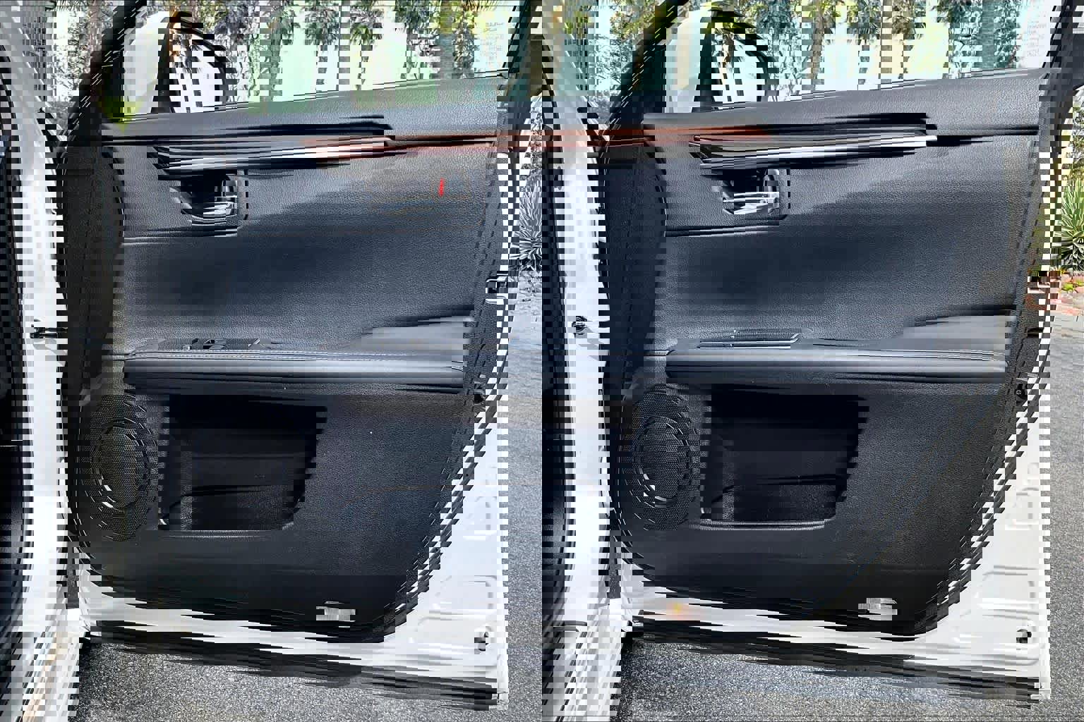 Used 2016 Lexus ES 350 w/ Navigation System Package image 21