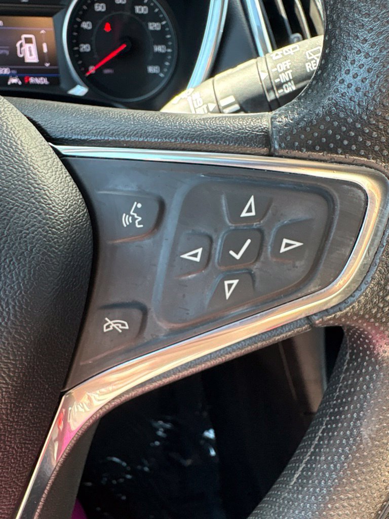 Used 2020 Chevrolet Equinox LT FWD image 19