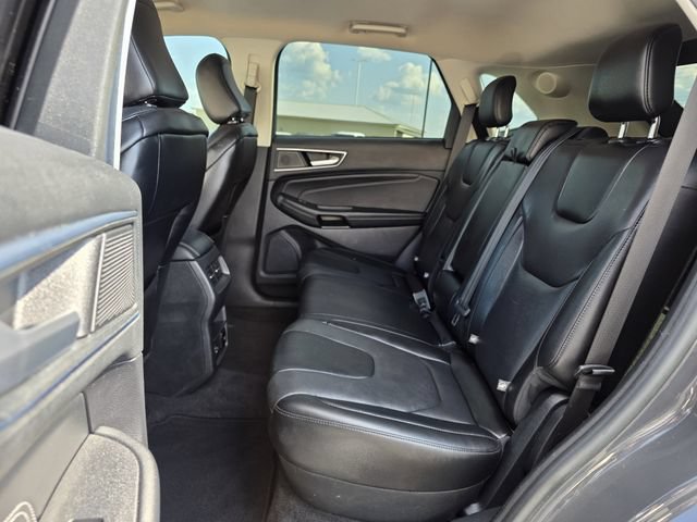 Used 2021 Ford Edge Titanium AWD/4WD image 21