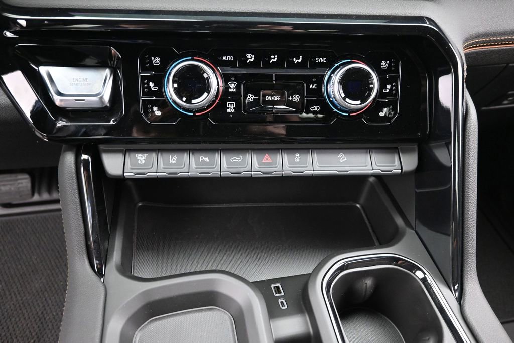 New 2026 GMC Sierra 2500 AT4 w/ AT4 Premium Plus Package AWD/4WD image 17