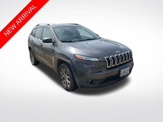 Used 2015 Jeep Cherokee Latitude w/ Cold Weather Group image 1