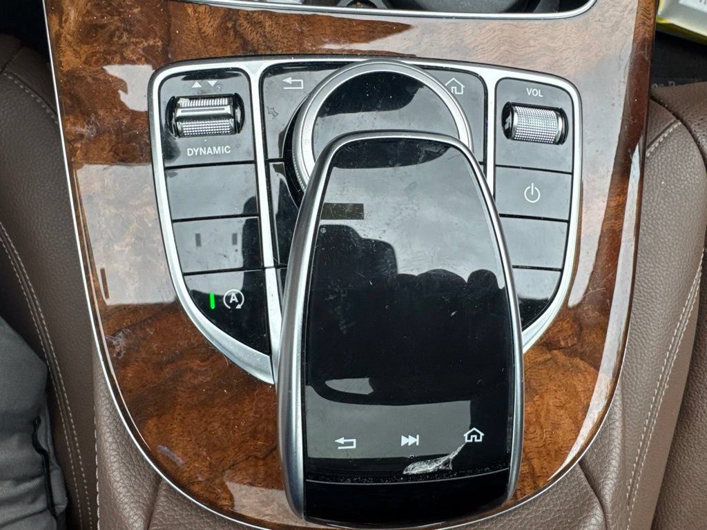 Used 2019 Mercedes-Benz E 300 4MATIC image 17