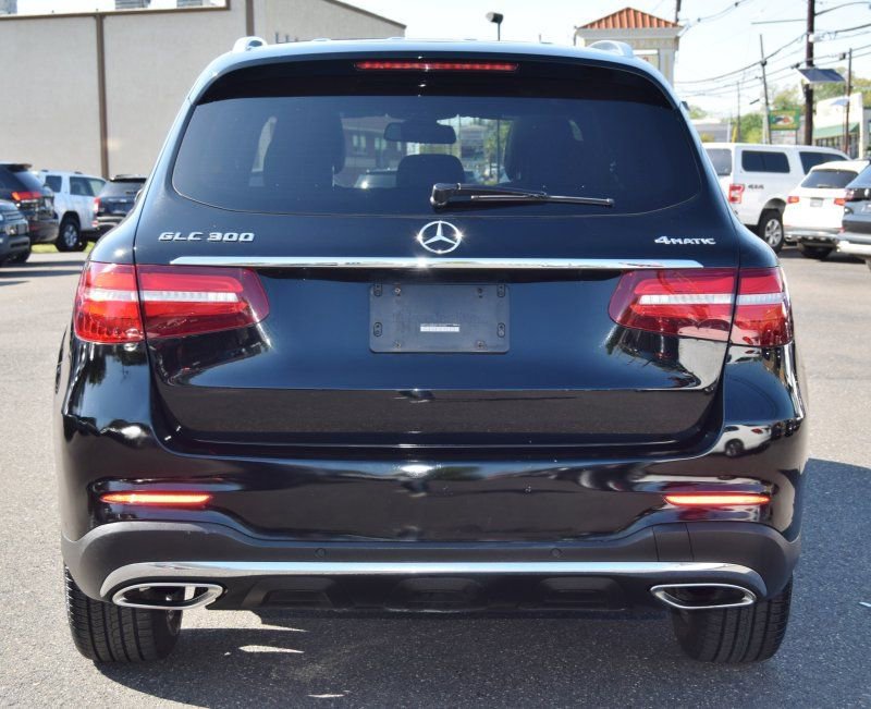 Used 2019 Mercedes-Benz GLC 300 4MATIC image 15
