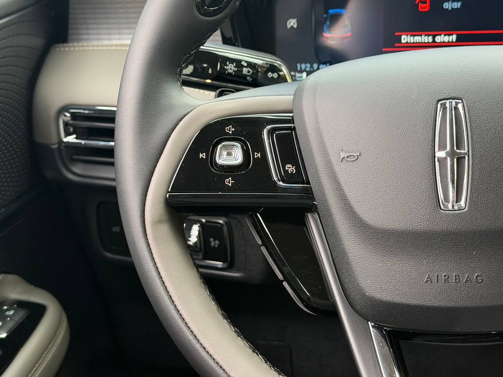 New 2026 Lincoln Corsair Premiere AWD/4WD image 19