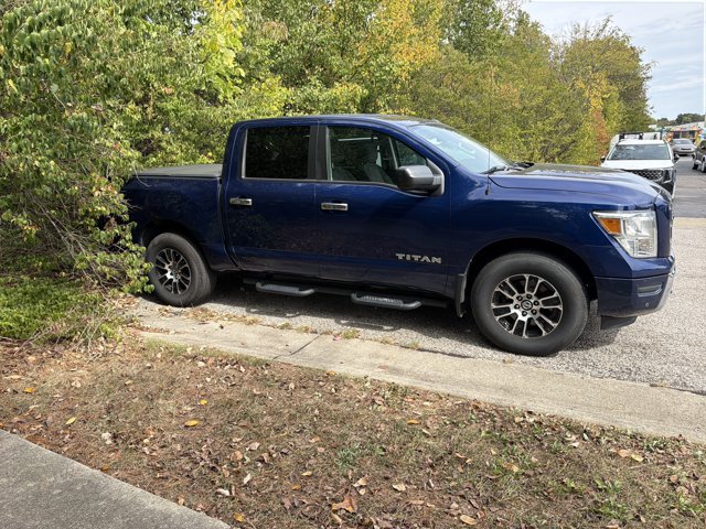 Used 2021 Nissan Titan SV w/ SV Convenience Package AWD/4WD image 10