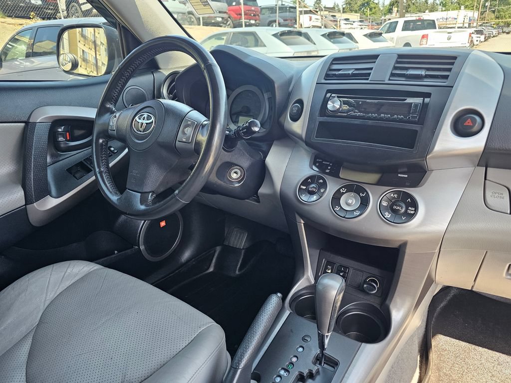 Used 2007 Toyota RAV4 Limited FWD image 13