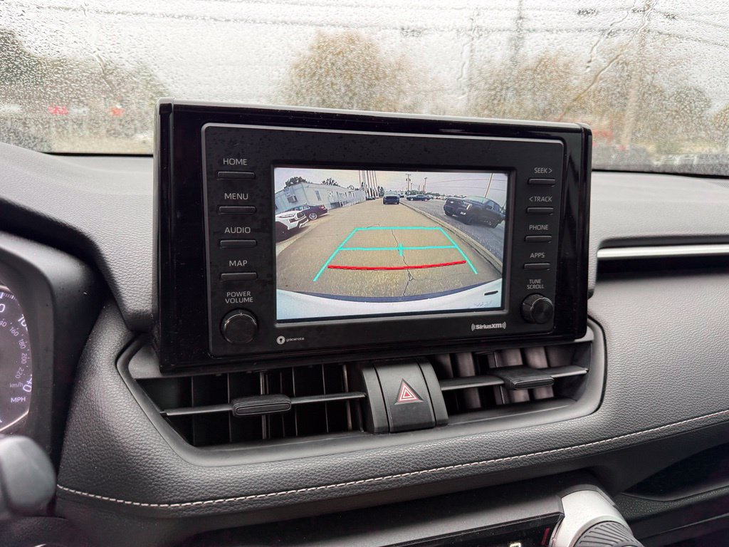 Used 2022 Toyota RAV4 XLE w/ Convenience Package FWD image 20