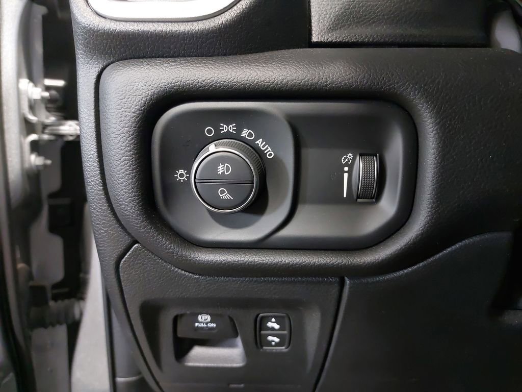 Used 2023 RAM 1500 Big Horn image 26