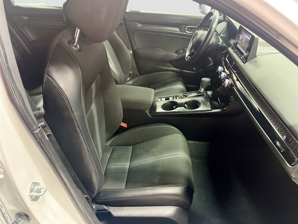 Used 2024 Honda Civic Sport image 25