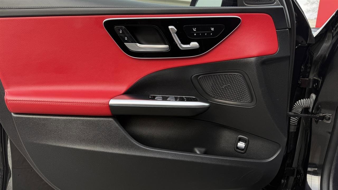 Used 2023 Mercedes-Benz C 300 4MATIC Sedan image 26