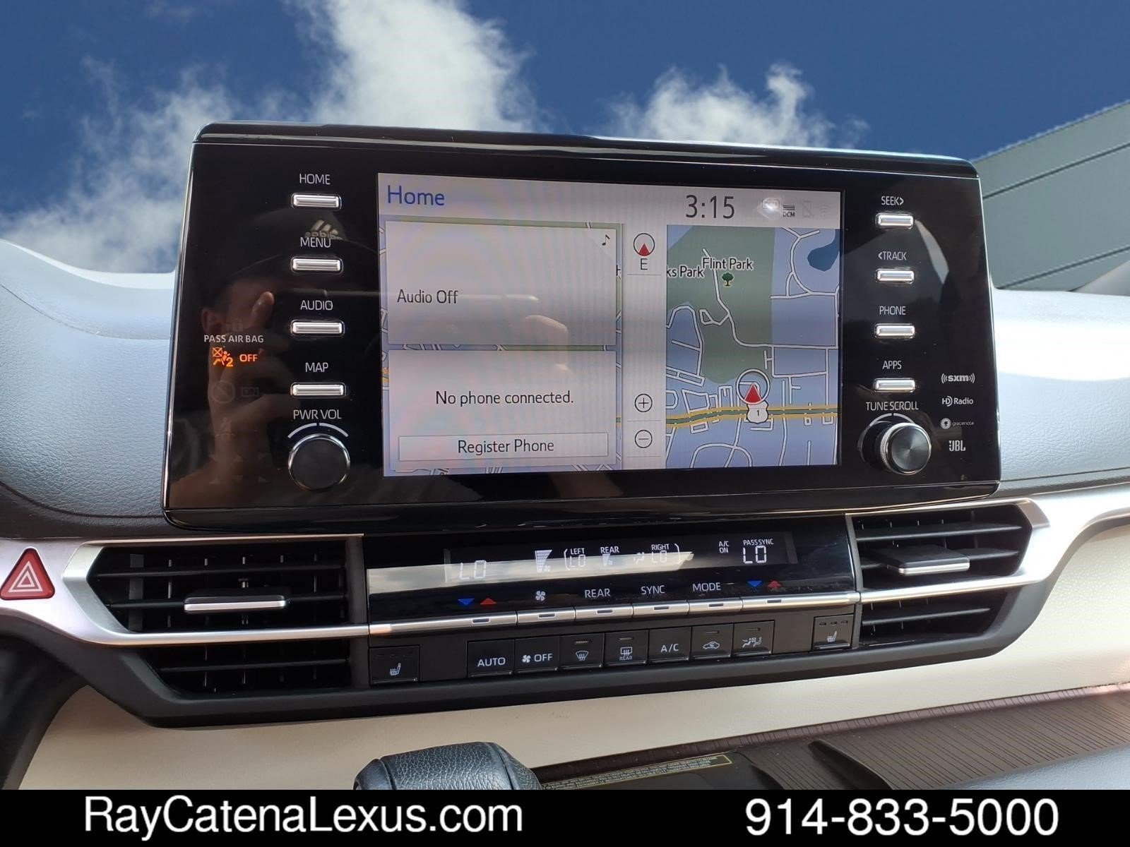 Used 2021 Toyota Sienna XLE w/ XLE Plus Package AWD/4WD image 13