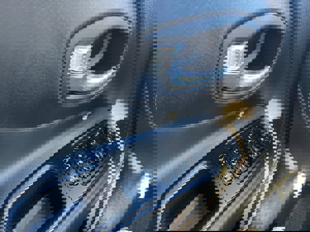 Used 2017 Jeep Renegade Trailhawk image 23