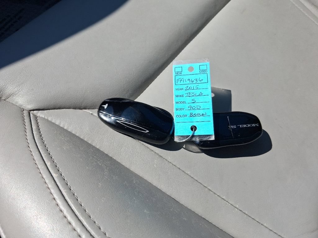 Used 2015 Tesla Model S 85D AWD/4WD image 10