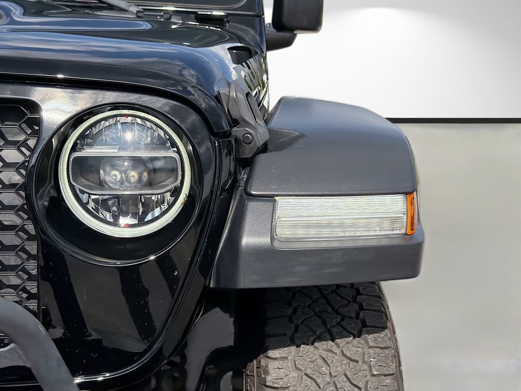 Used 2018 Jeep Wrangler Rubicon AWD/4WD image 9