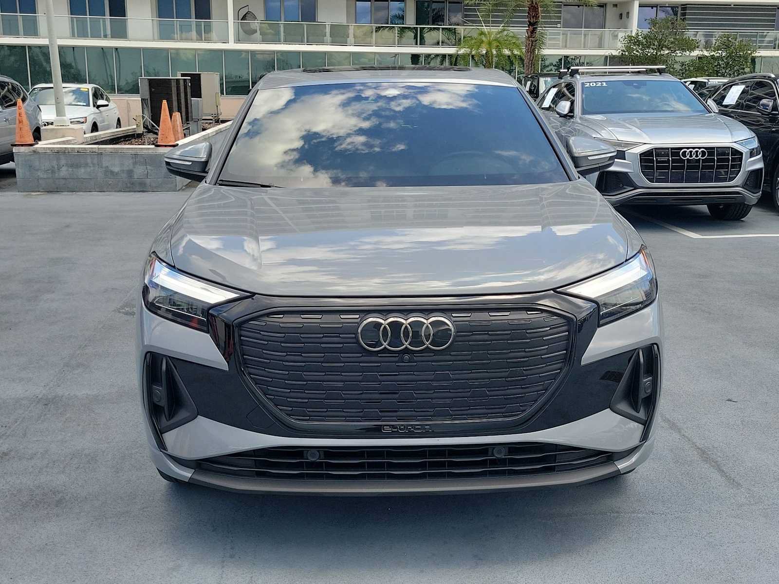 Certified 2024 Audi Q4 e-tron Premium Plus w/ Premium Plus AWD/4WD image 9