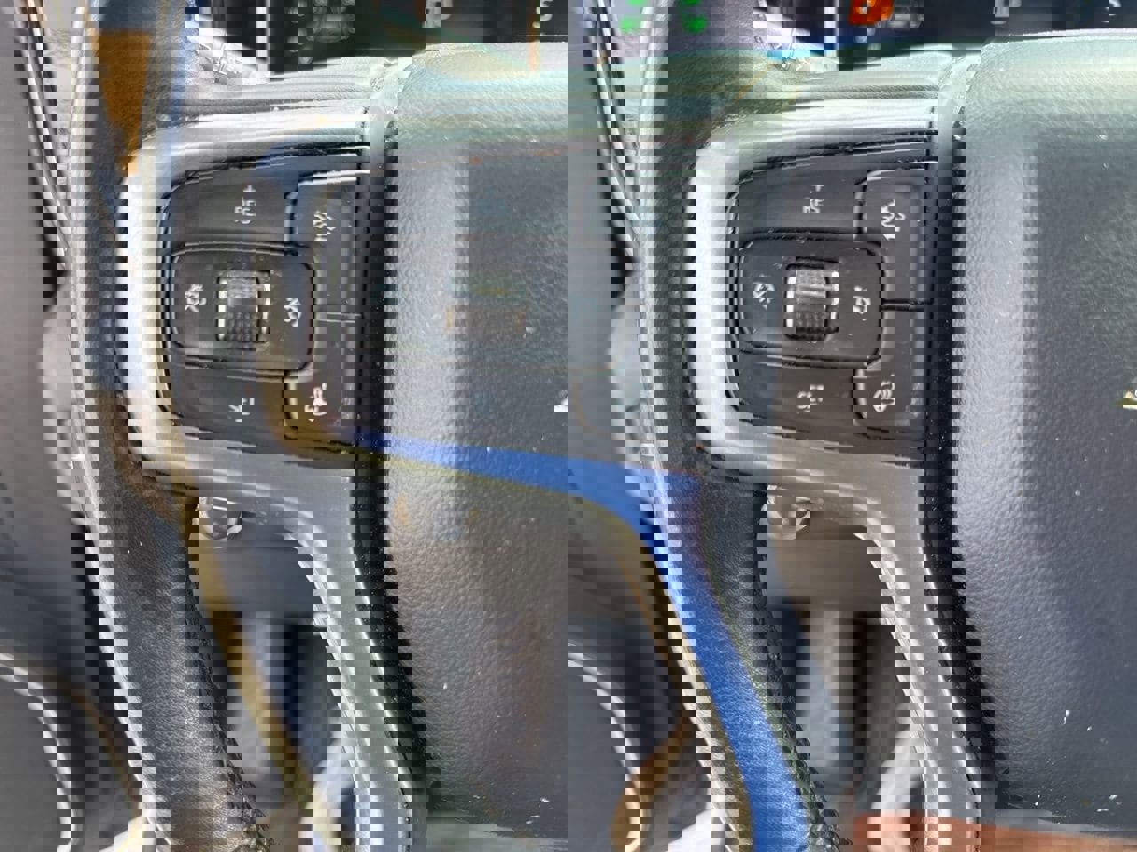 Used 2023 Chevrolet Silverado 1500 LT image 27