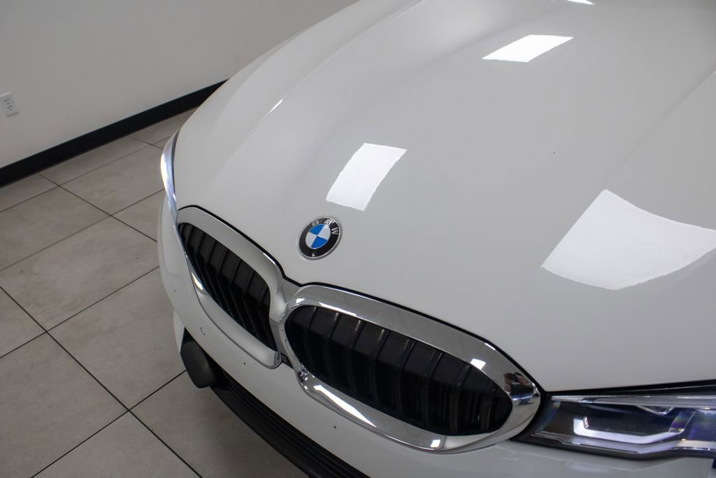 Used 2021 BMW 330e w/ Convenience Package image 15