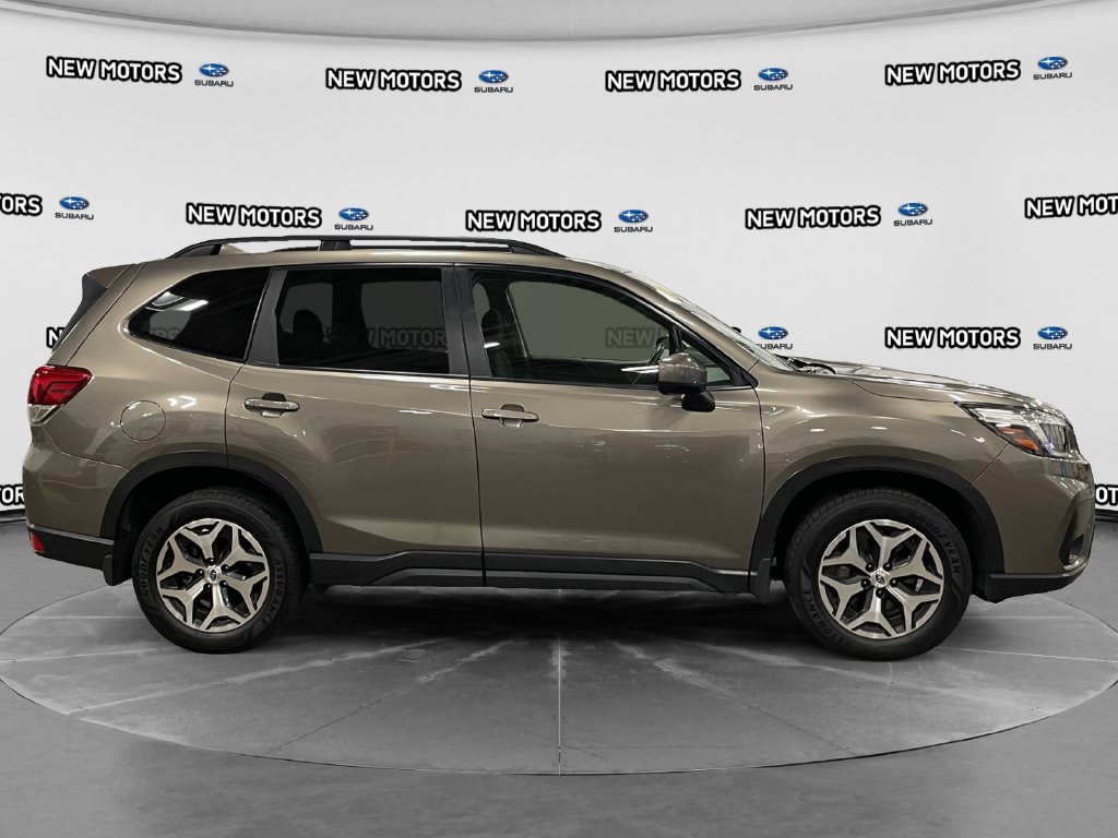 Used 2019 Subaru Forester Premium w/ All-Weather Package AWD/4WD image 6