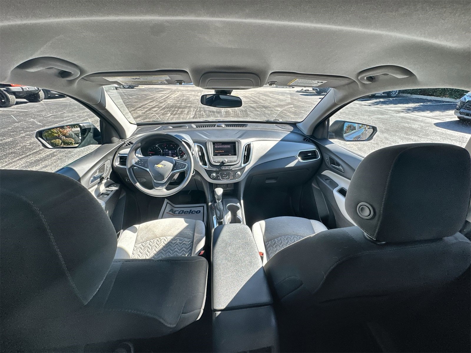 Used 2022 Chevrolet Equinox LS w/ LS Convenience Package image 19